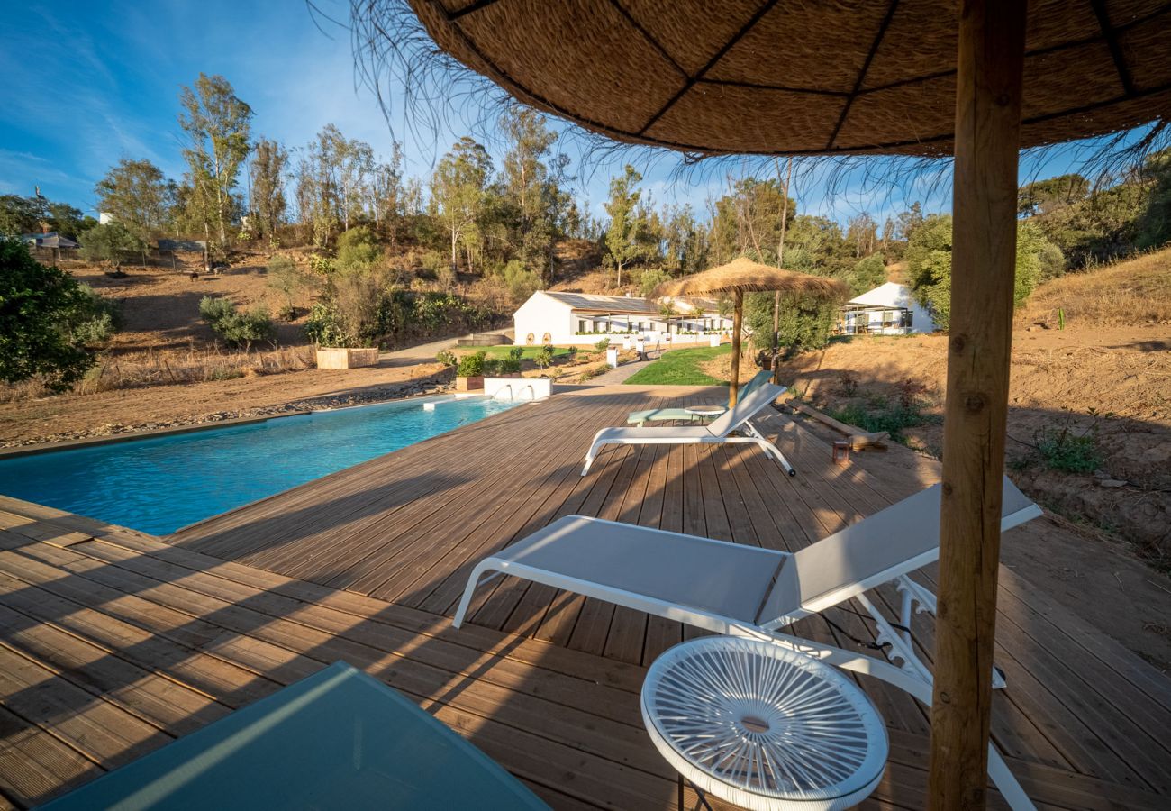 Country house in Sanlúcar de Guadiana - FINCA COMPLETA 25 pax